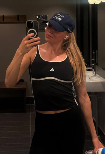 Full leaked Andrea rooth private onlyfans photo
