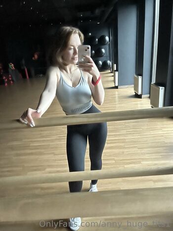 Full leaked Anny huge tits private onlyfans photo