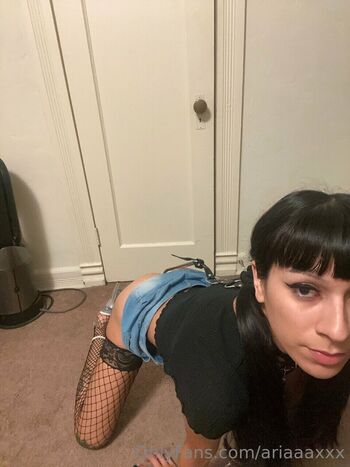 Full leaked Ariaaaxxx private onlyfans photo