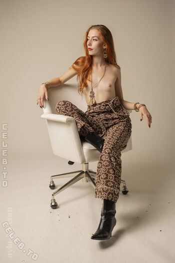 Full leaked Ayla jay page private onlyfans photo