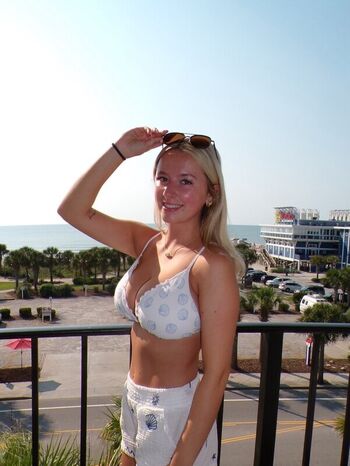 Full leaked Brooke aundrea private onlyfans photo