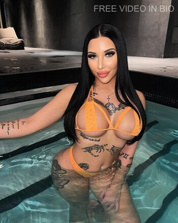 Full leaked Callmelasexy private onlyfans photo