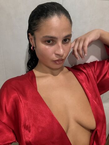 Full leaked Cxrilynne private onlyfans photo