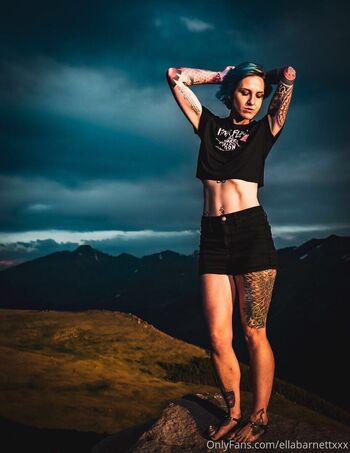Full leaked Ellabarnettvip private onlyfans photo