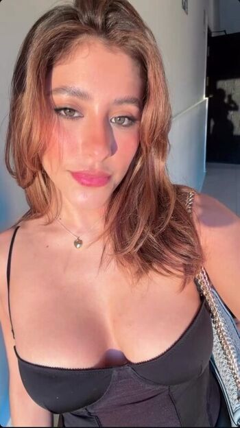 Full leaked Iaind iraaaa private onlyfans photo