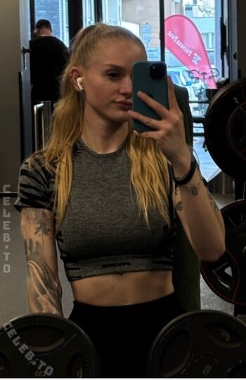 Full leaked Iamnotsure private onlyfans photo