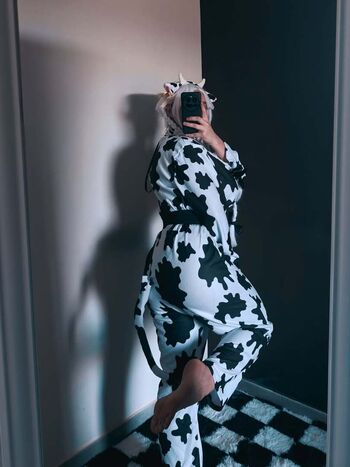 Full leaked Itsmoonica private onlyfans photo