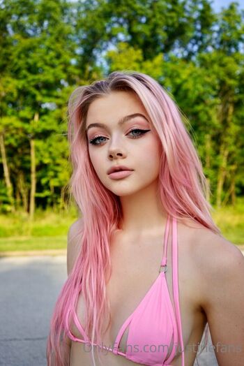 Full leaked Justinefans private onlyfans photo