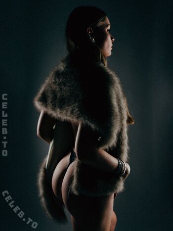 Full leaked Lara oster private onlyfans photo