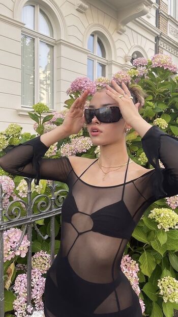 Full leaked Lillyfayye private onlyfans photo