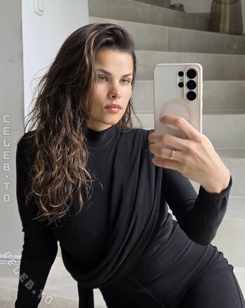Full leaked Louisa masciullo private onlyfans photo