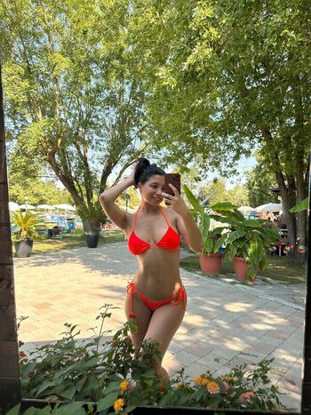 Full leaked Sara holmes private onlyfans photo