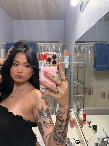 Full leaked Teesh private onlyfans photo