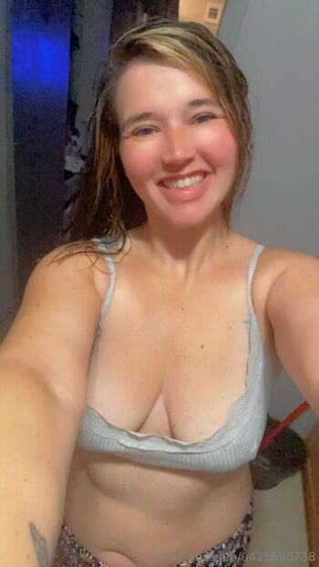 Full leaked Thick princess private onlyfans photo