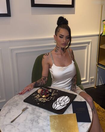Full leaked Tyraa lavie private onlyfans photo