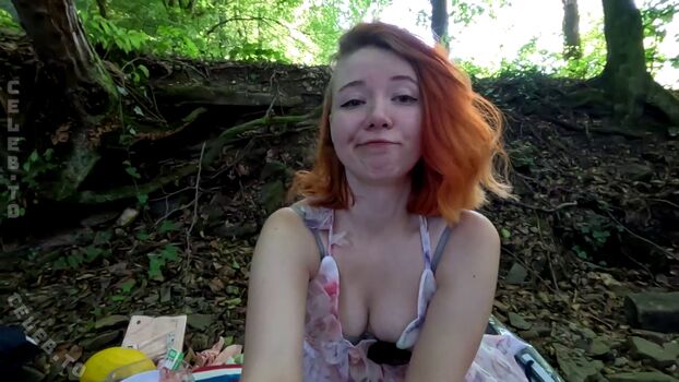 Full leaked Vleafnin private onlyfans photo