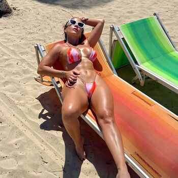 Yoi Elena Medina